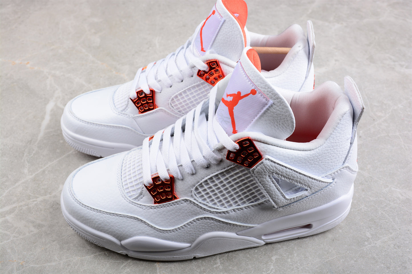 Value-for-money version of Air Jordan 4 "Red Metallic" Shoes braveps