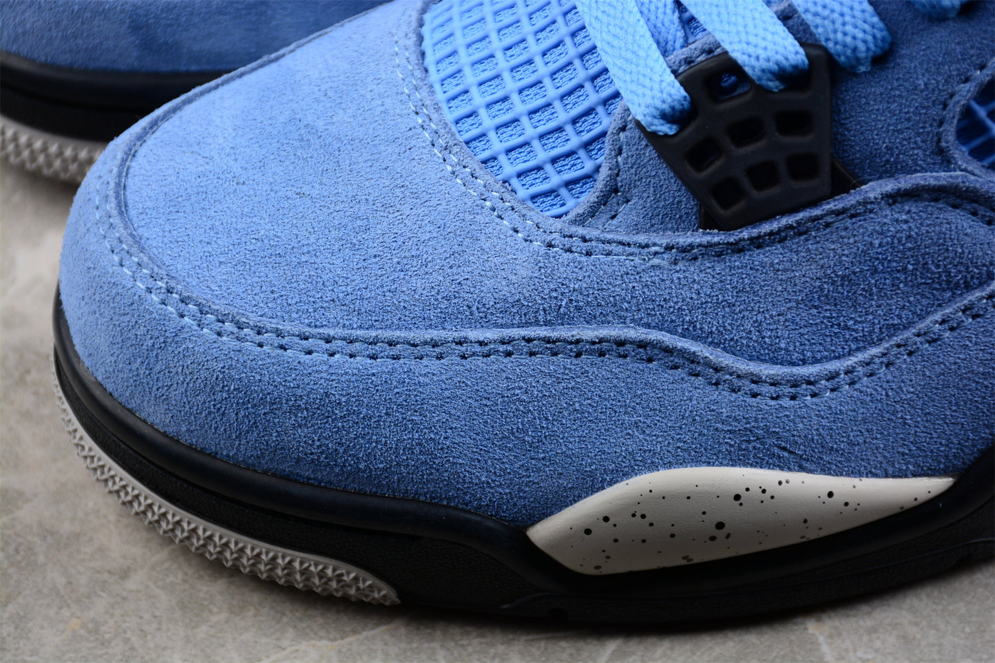 Value-for-money version of Air Jordan 4 SE "University Blue" Shoes braveps