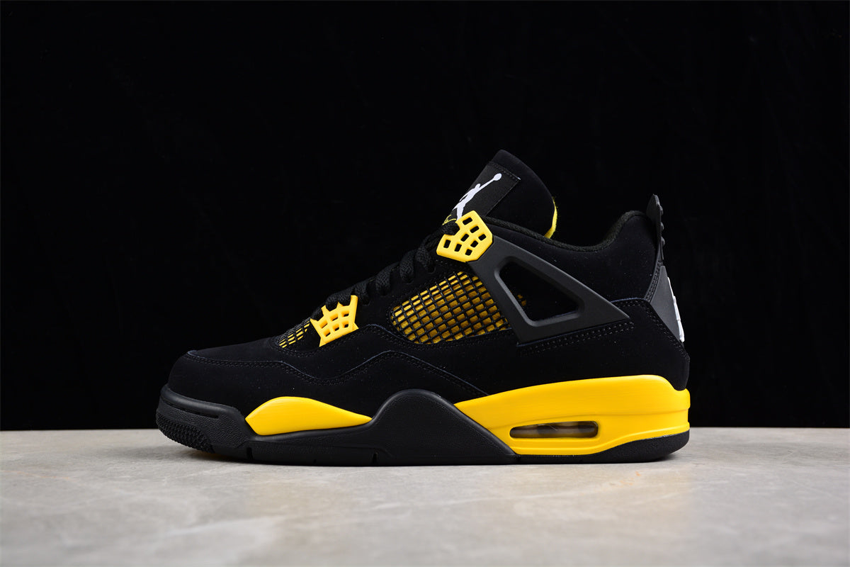 original version of Air Jordan 4 "Thunder" Shoes braveps