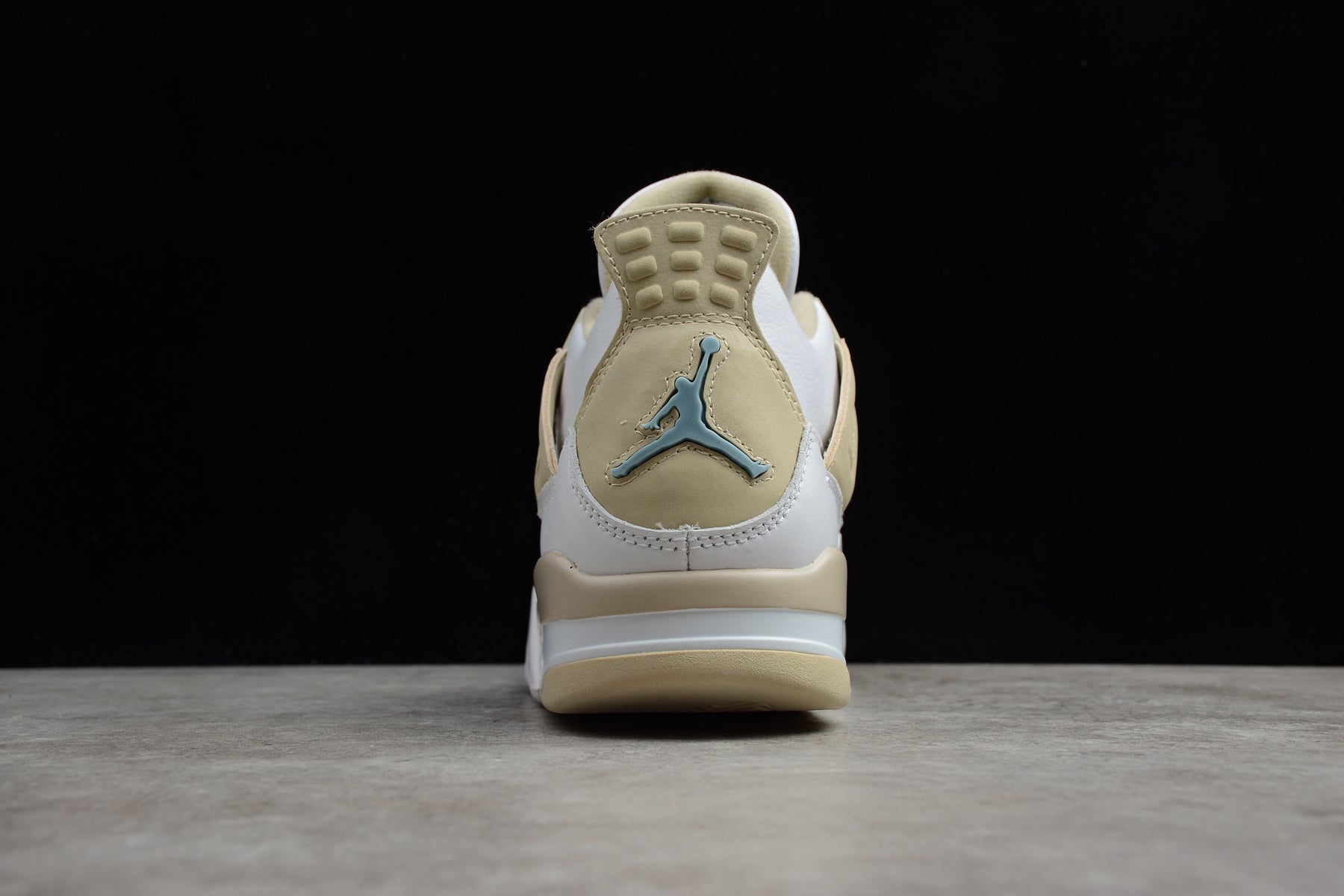 R38 Air Jordan 4 "Linen" Platinum Shoes braveps