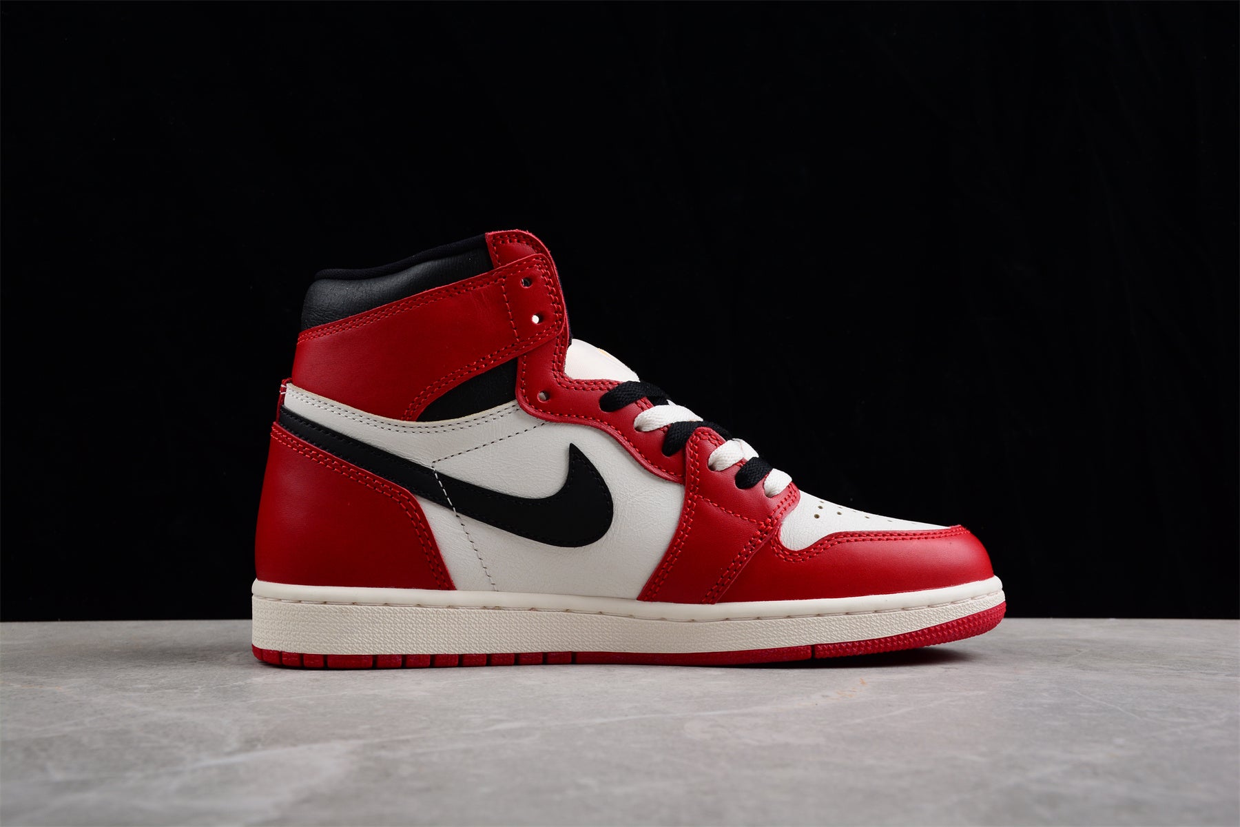 Air Jordan 1 "Chicago Reimagined" Shoes braveps