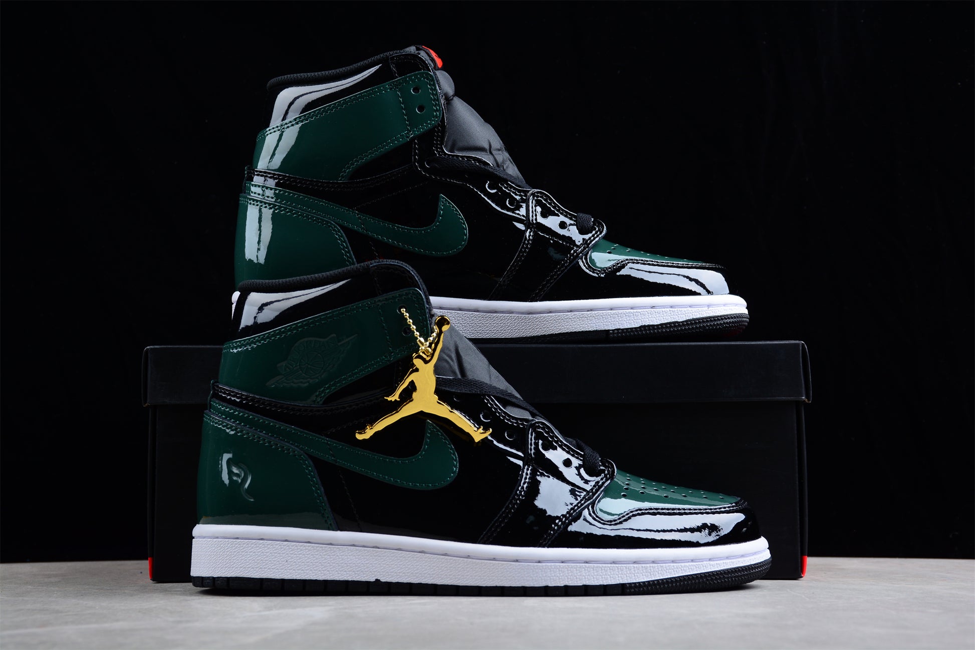 Air Jordan 1 Retro Hi NRG/UN Patent Green Shoes braveps