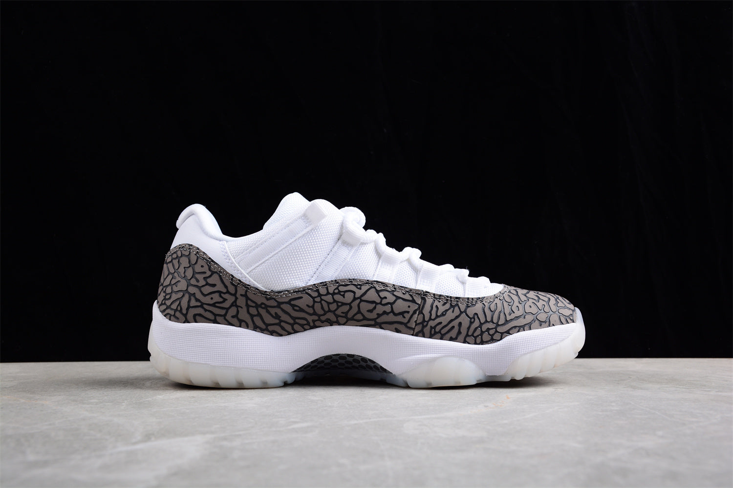 Air Jordan AJ11 Low "White Cement" Gray Snake Shoes braveps