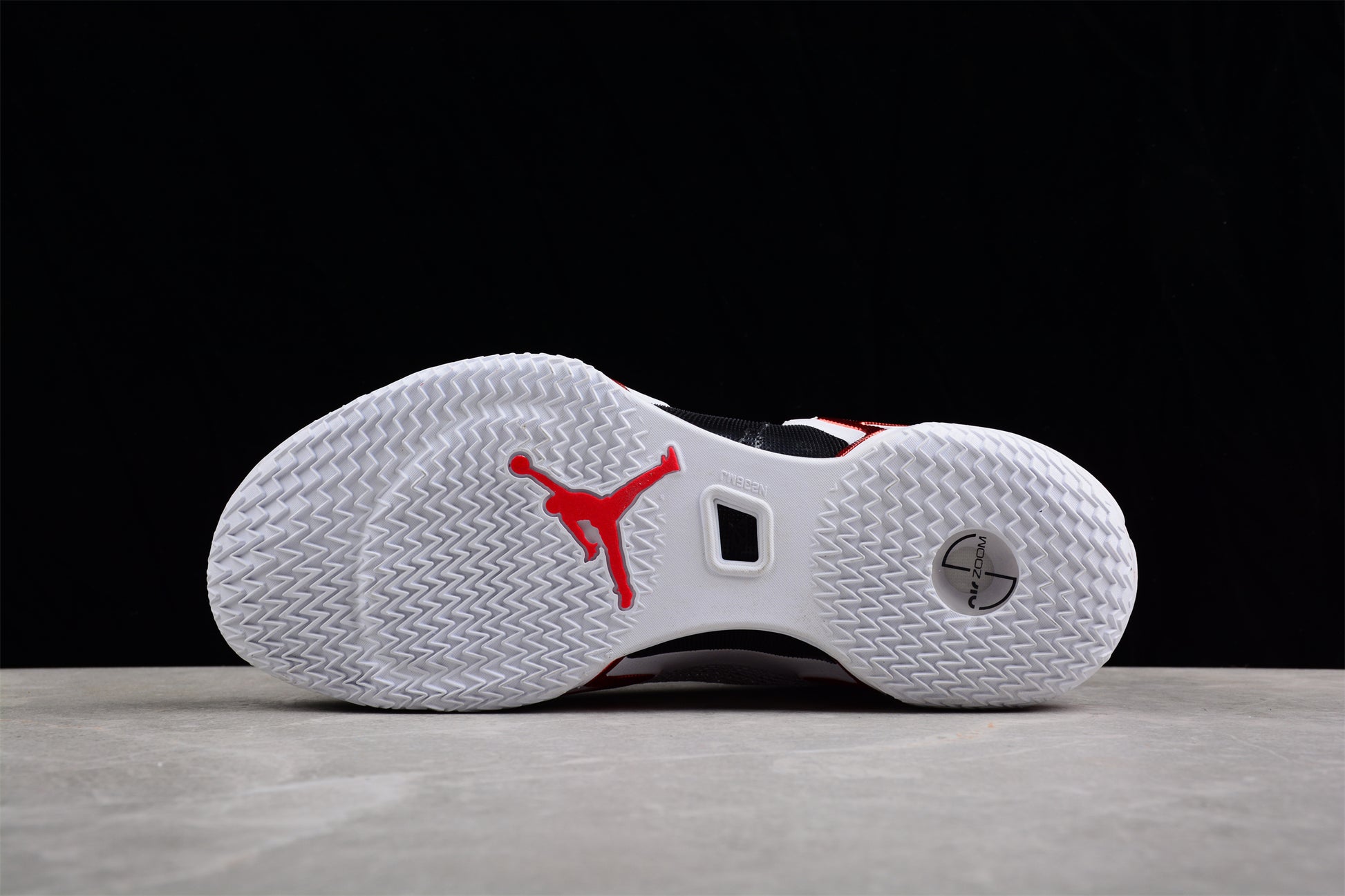 Air Jordan XXXIV Low Black and White Red "Glory" braveps