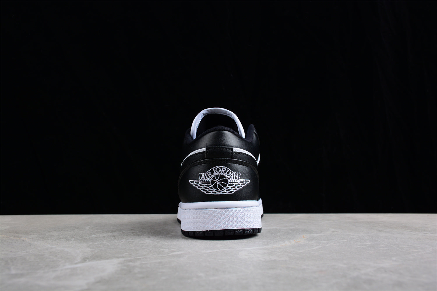 Air Jordan 1 Low "Panda" braveps