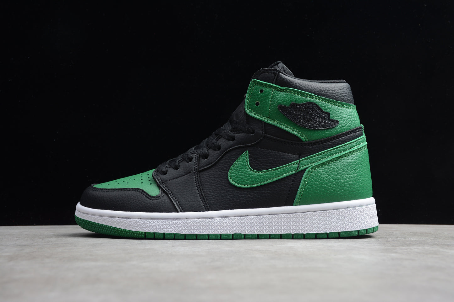 R28 AJ1 High Top Black Green Shoes braveps