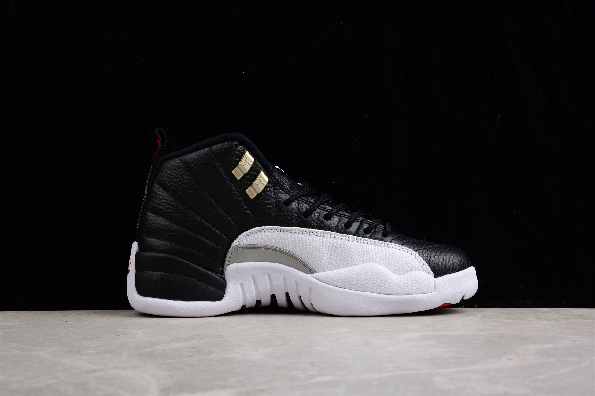 R45 Air Jordan 12 "Retro Royoffs" Black and White Silver Shoes braveps