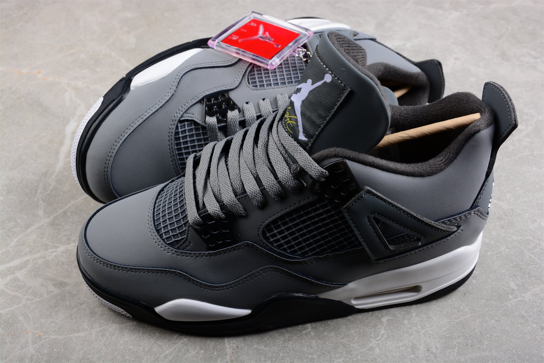 version of Air Jordan 4 Retro "Cool Grey" Shoes braveps